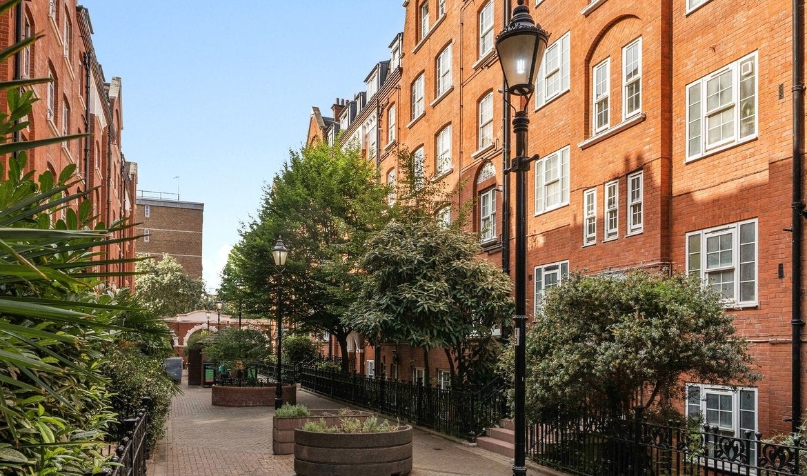 Flat Vincent Street in City of Westminster