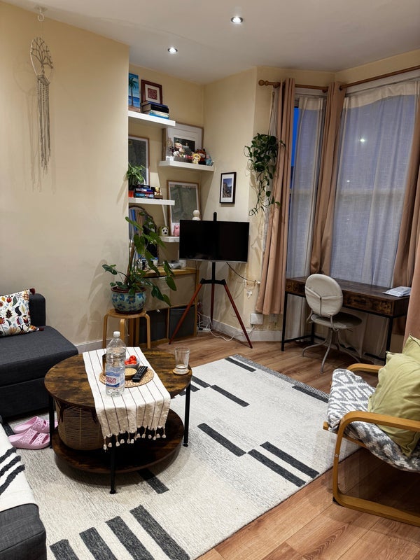 Room Valetta Grove in Greater London