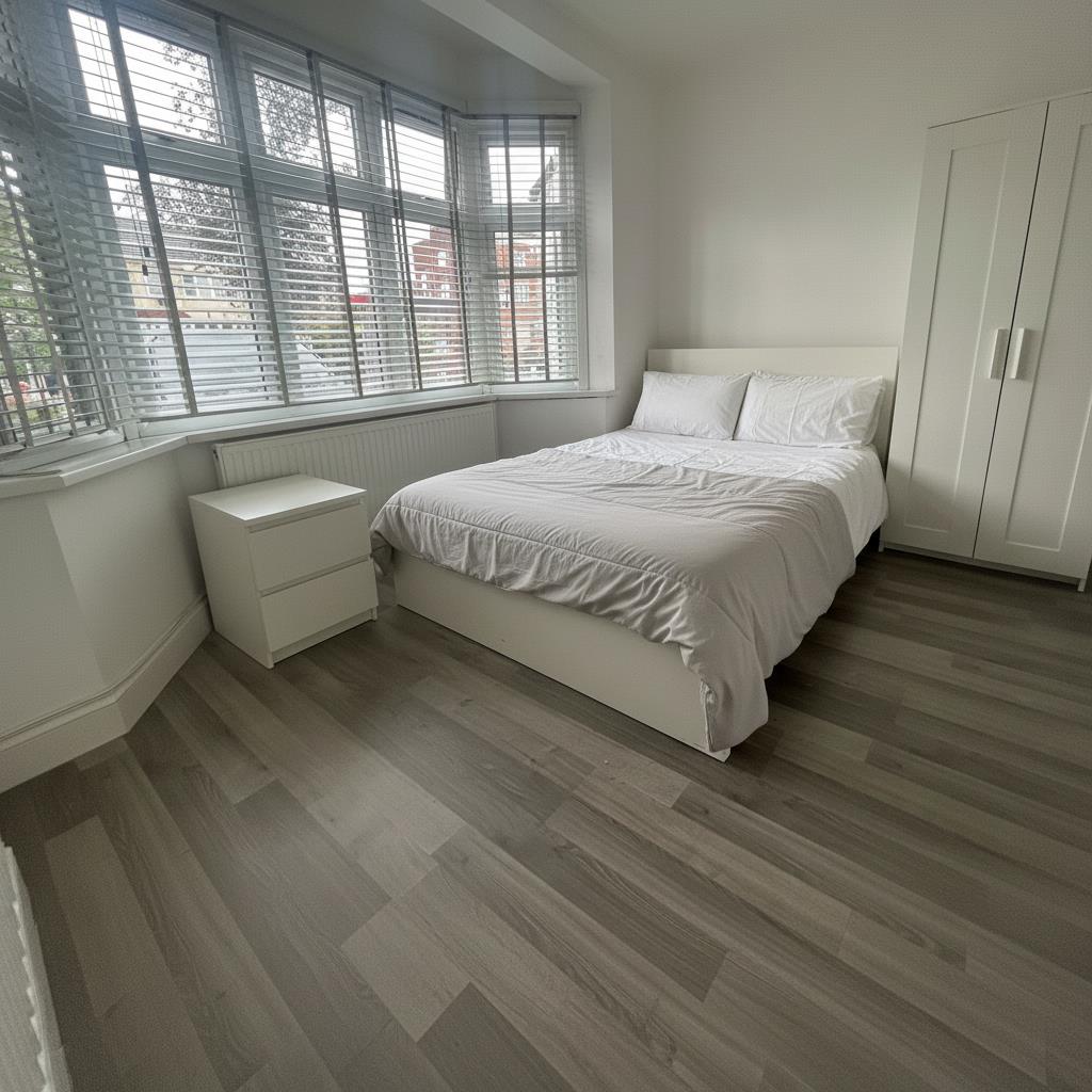 Room Fremantle Road in Greater London