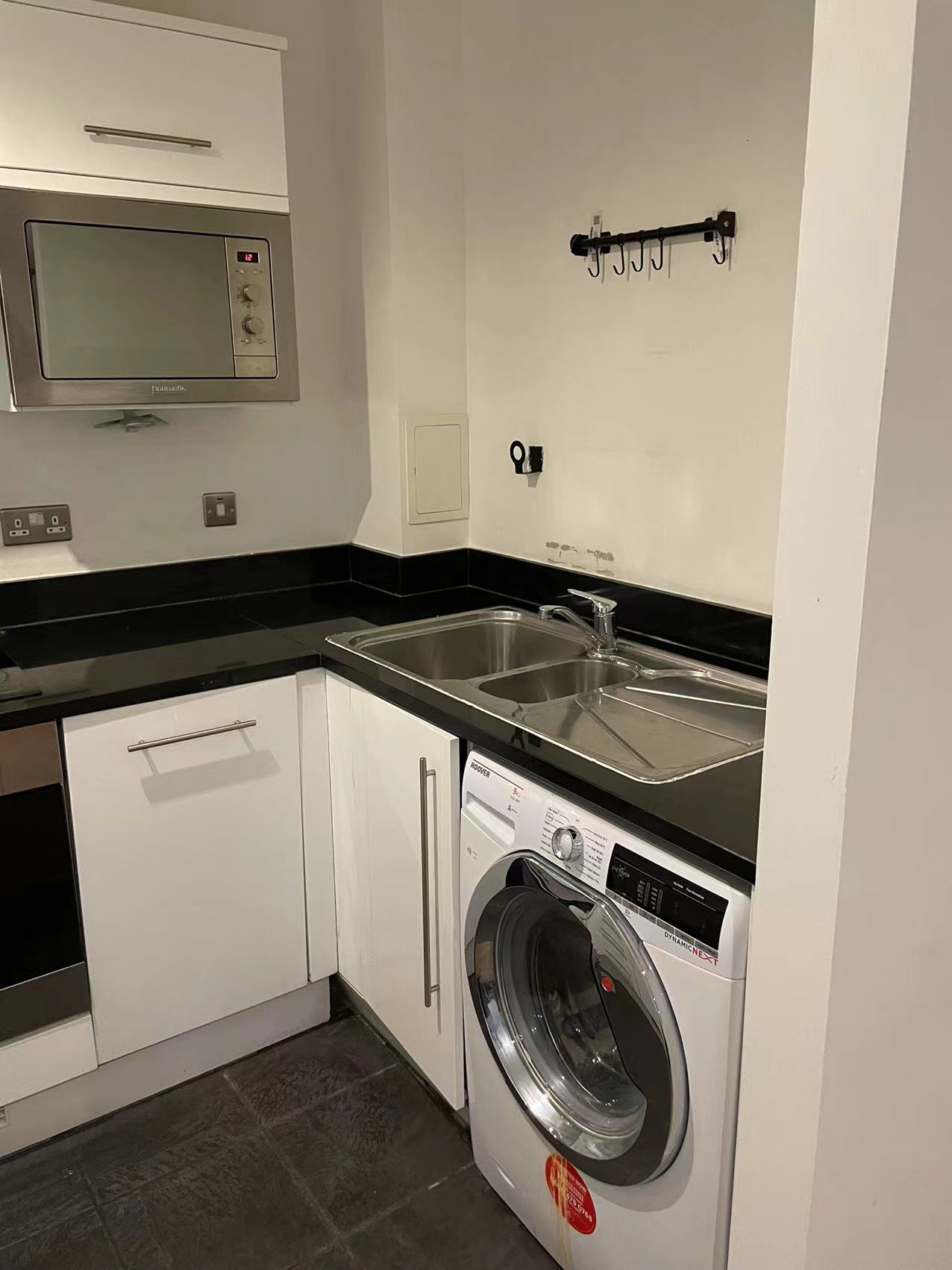Flat Jude Street in Greater London