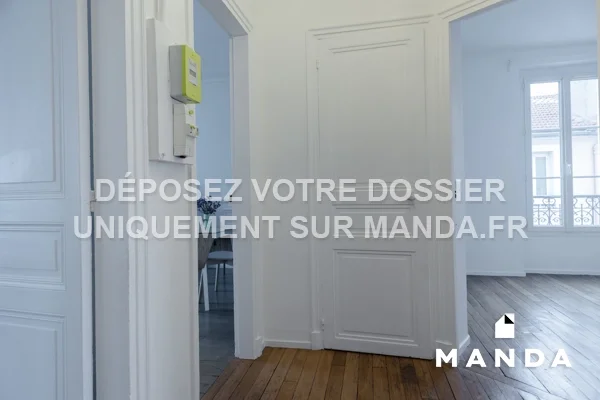 Flat Rue Sadi Carnot in Montrouge