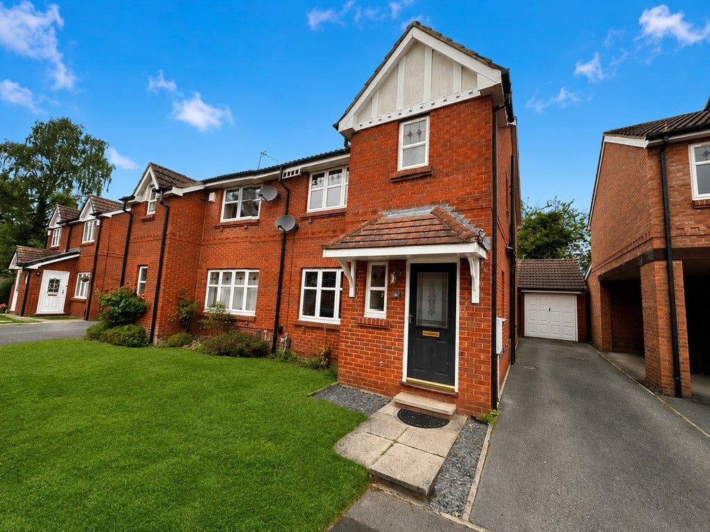 House Beaufort Close in York