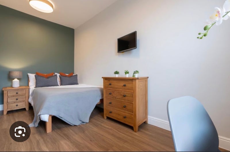 Room Doncaster Road in Newcastle upon Tyne