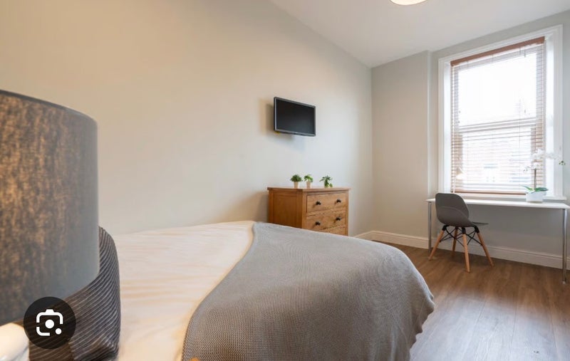 Room Doncaster Road in Newcastle upon Tyne