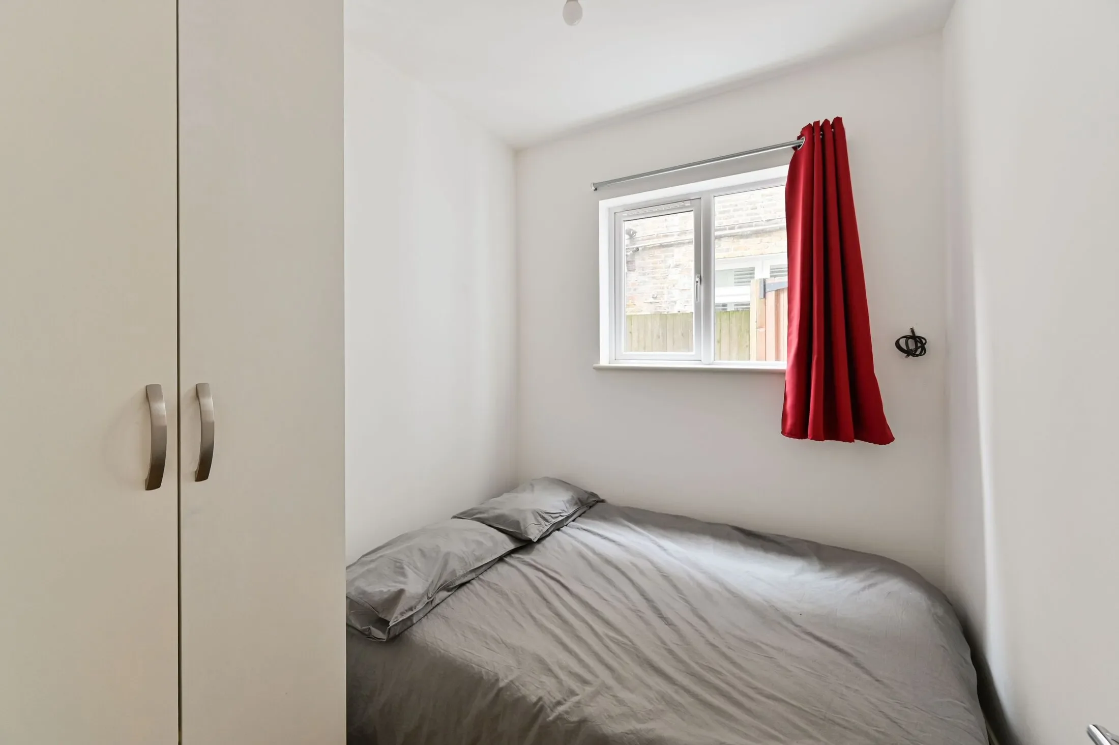 Flat Drewstead Road in Greater London
