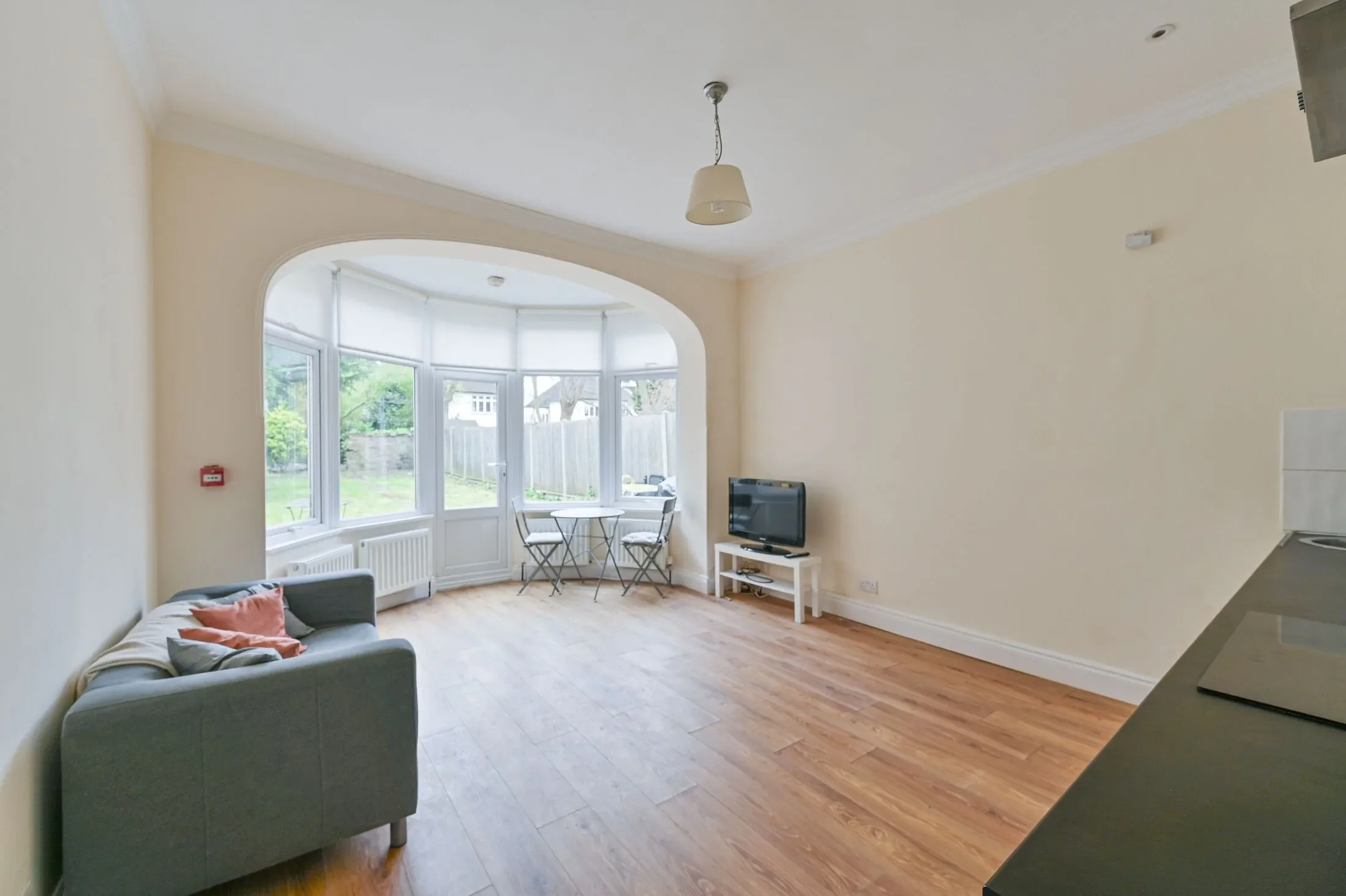 Flat Drewstead Road in Greater London