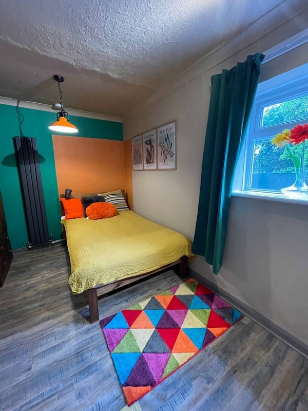 Room Lime Tree Crescent in Redditch