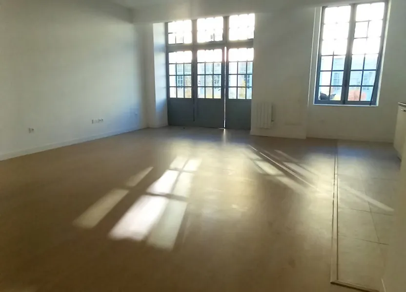 Flat Rue Hippolyte Bottier in Compiègne