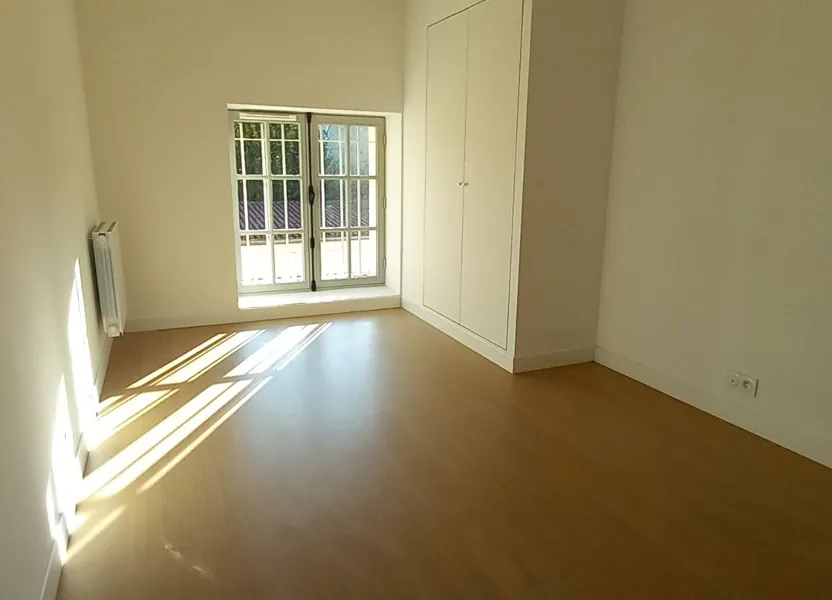 Flat Rue Hippolyte Bottier in Compiègne