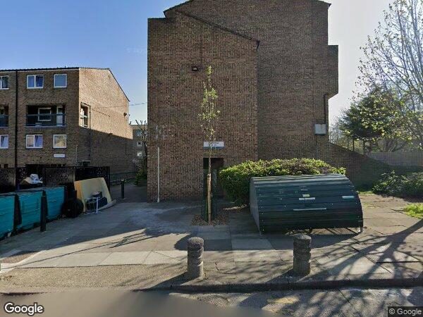 Room McNeil Road in Greater London