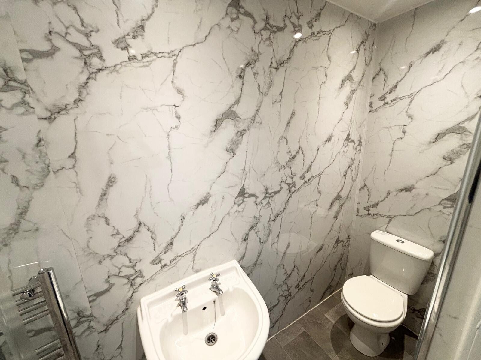 Room Clarendon Avenue in Royal Leamington Spa