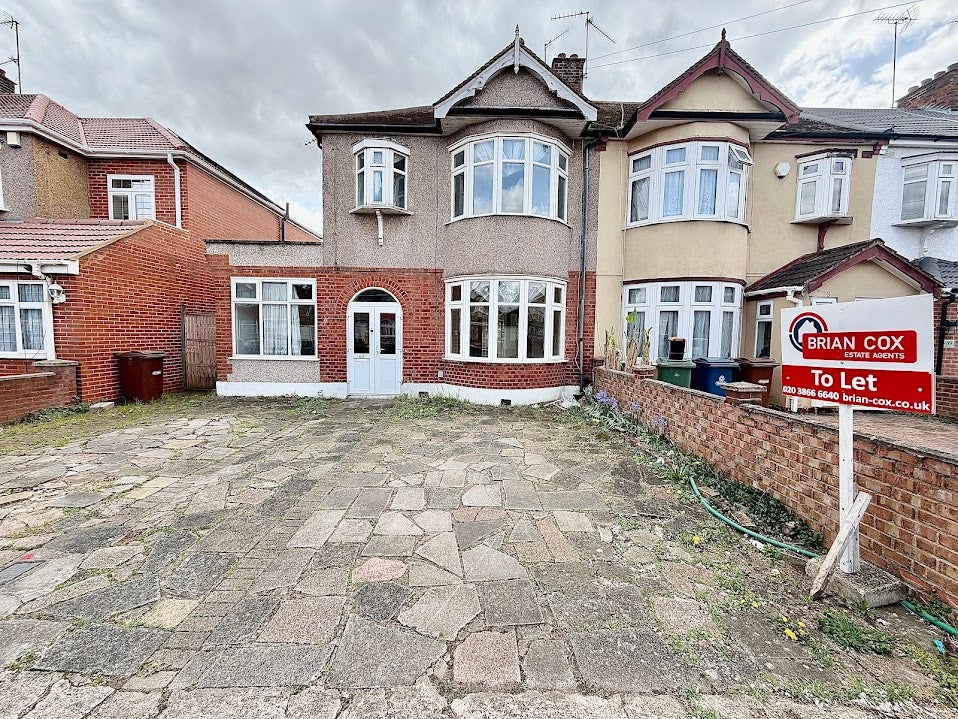House Blenheim Road in Greater London
