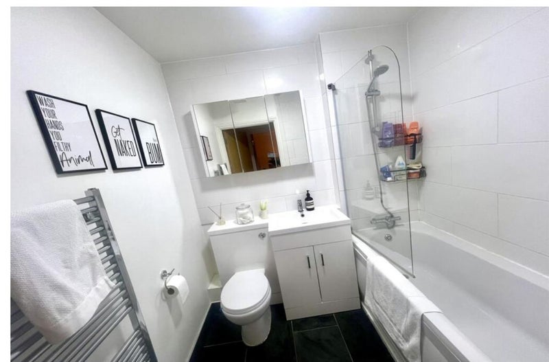 Room Chicksand Street in Greater London