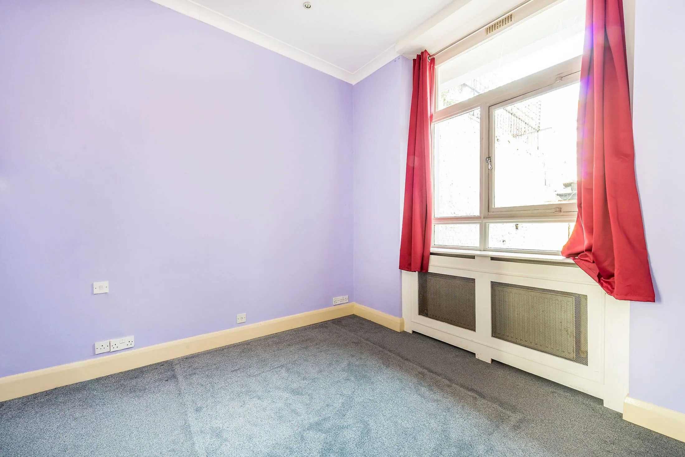 Flat Gloucester Mews West in City of Westminster