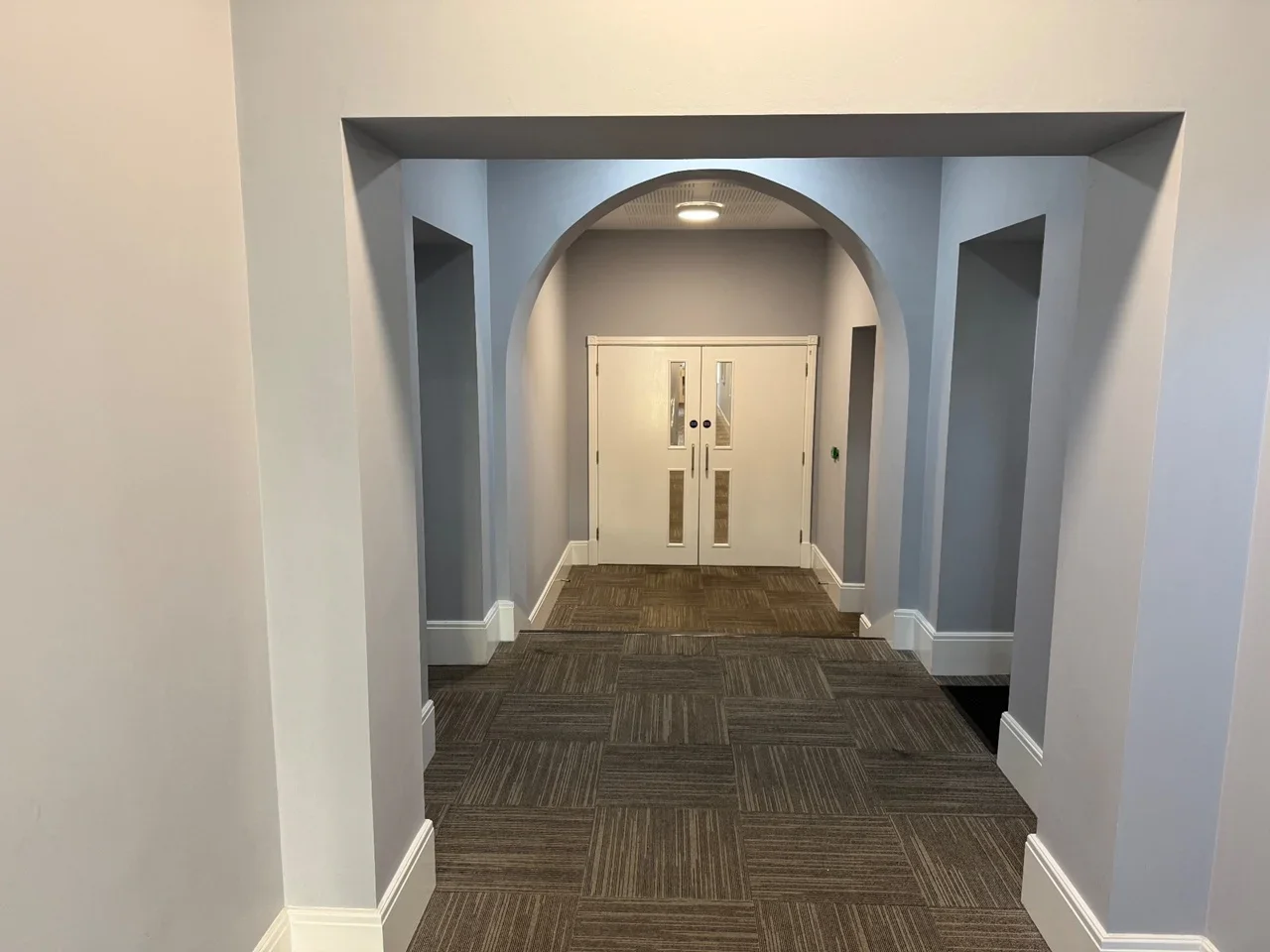 Flat Jack Dimmer Close in Greater London
