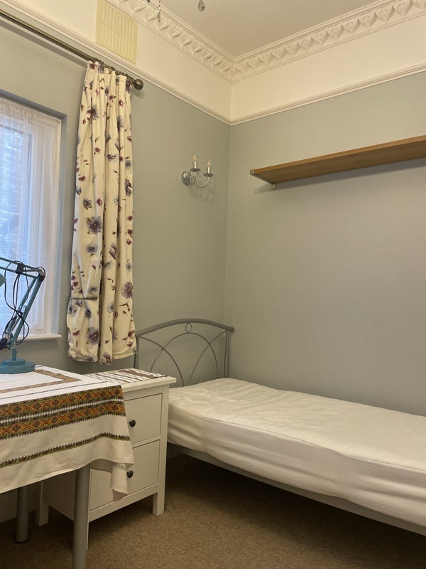 Room Frithville Gardens in Greater London