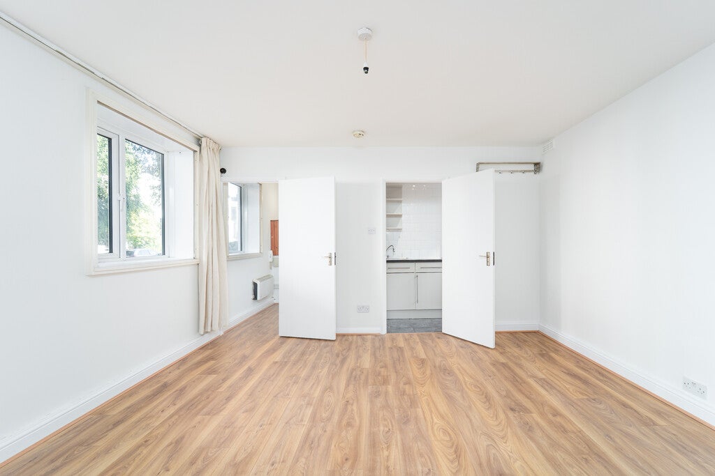 Flat Langtry Walk in Greater London