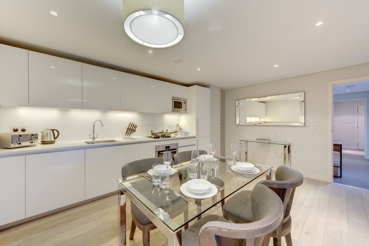 Flat Merchant Square in City of Westminster