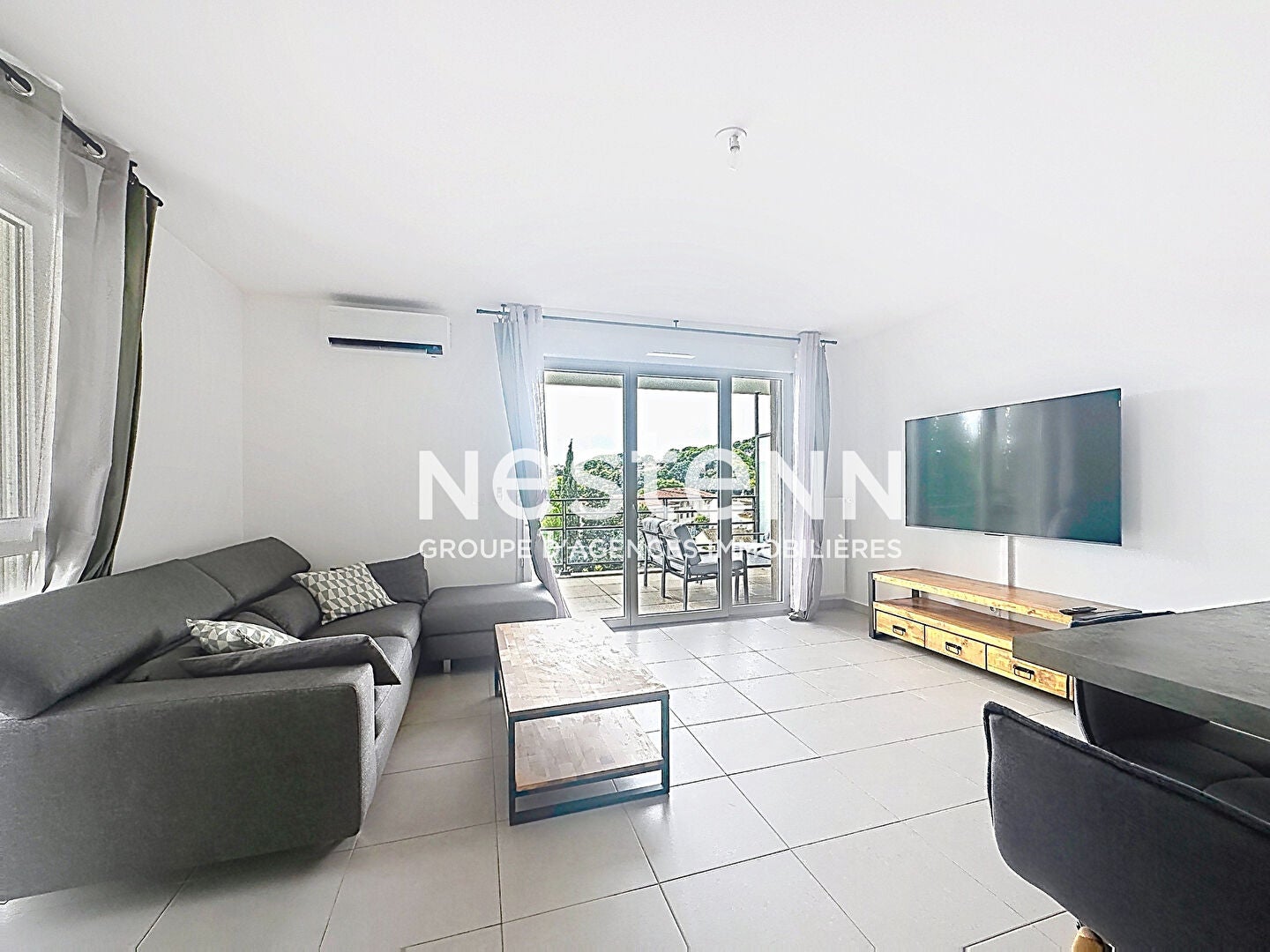 Flat Avenue Michel Jourdan in Cannes