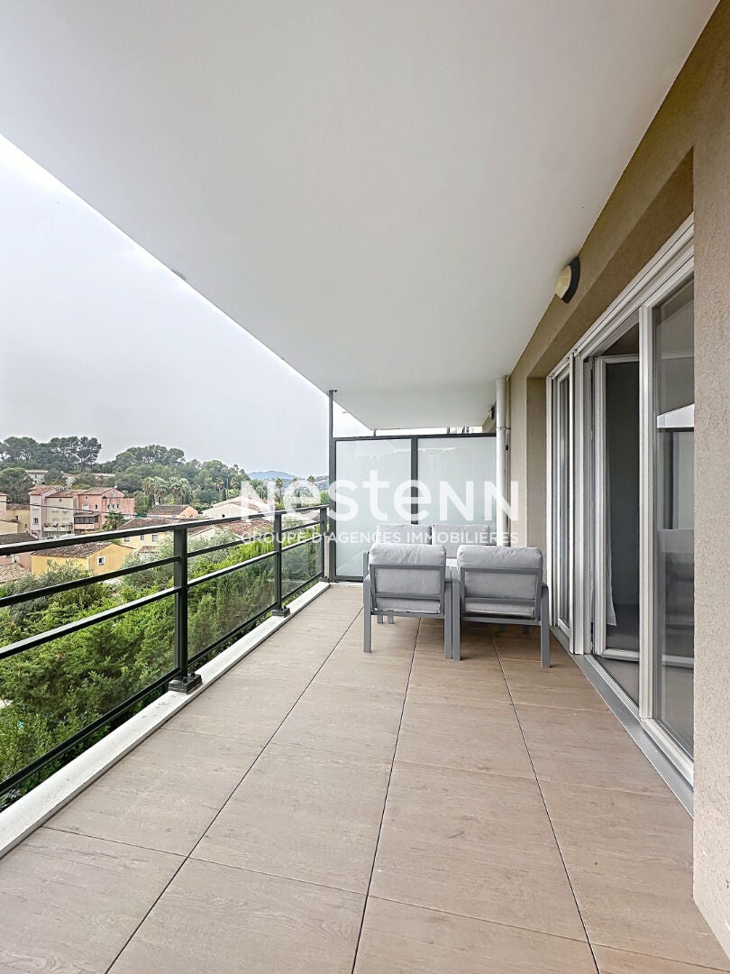 Flat Avenue Michel Jourdan in Cannes