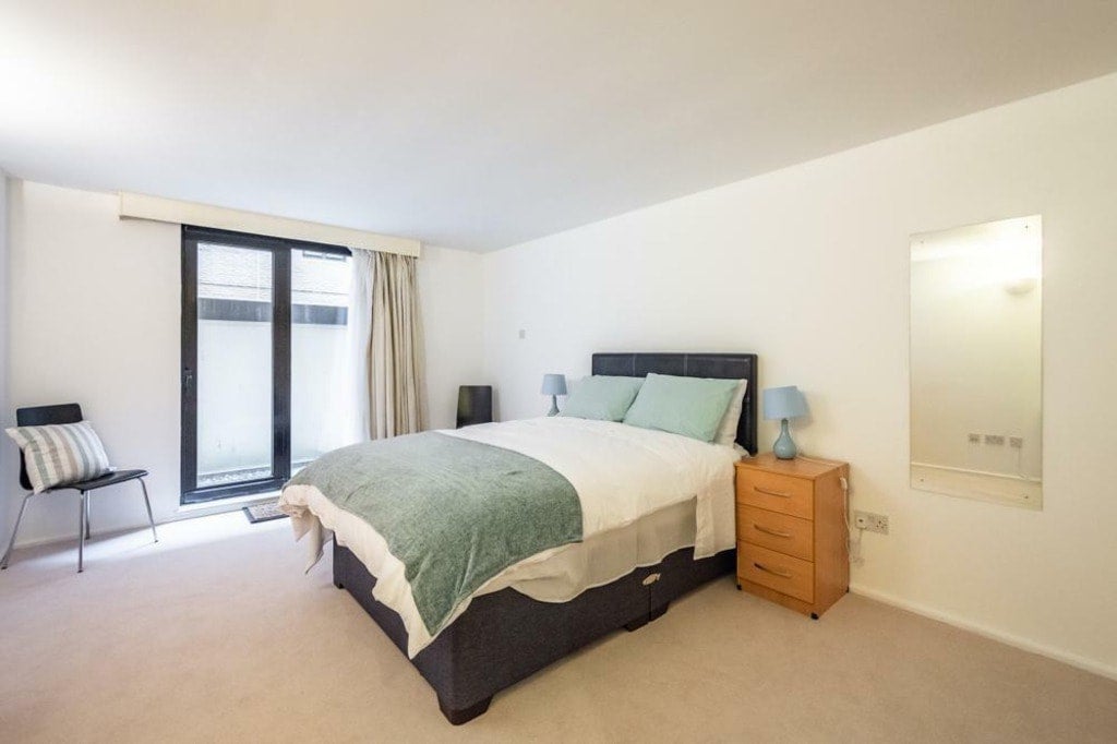 Flat Cromwell Road in Greater London