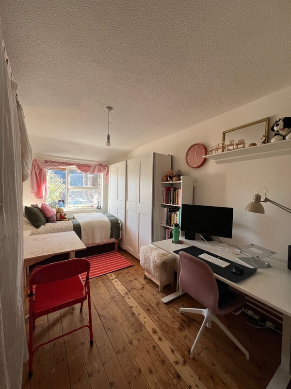 Room Outram Place in Greater London