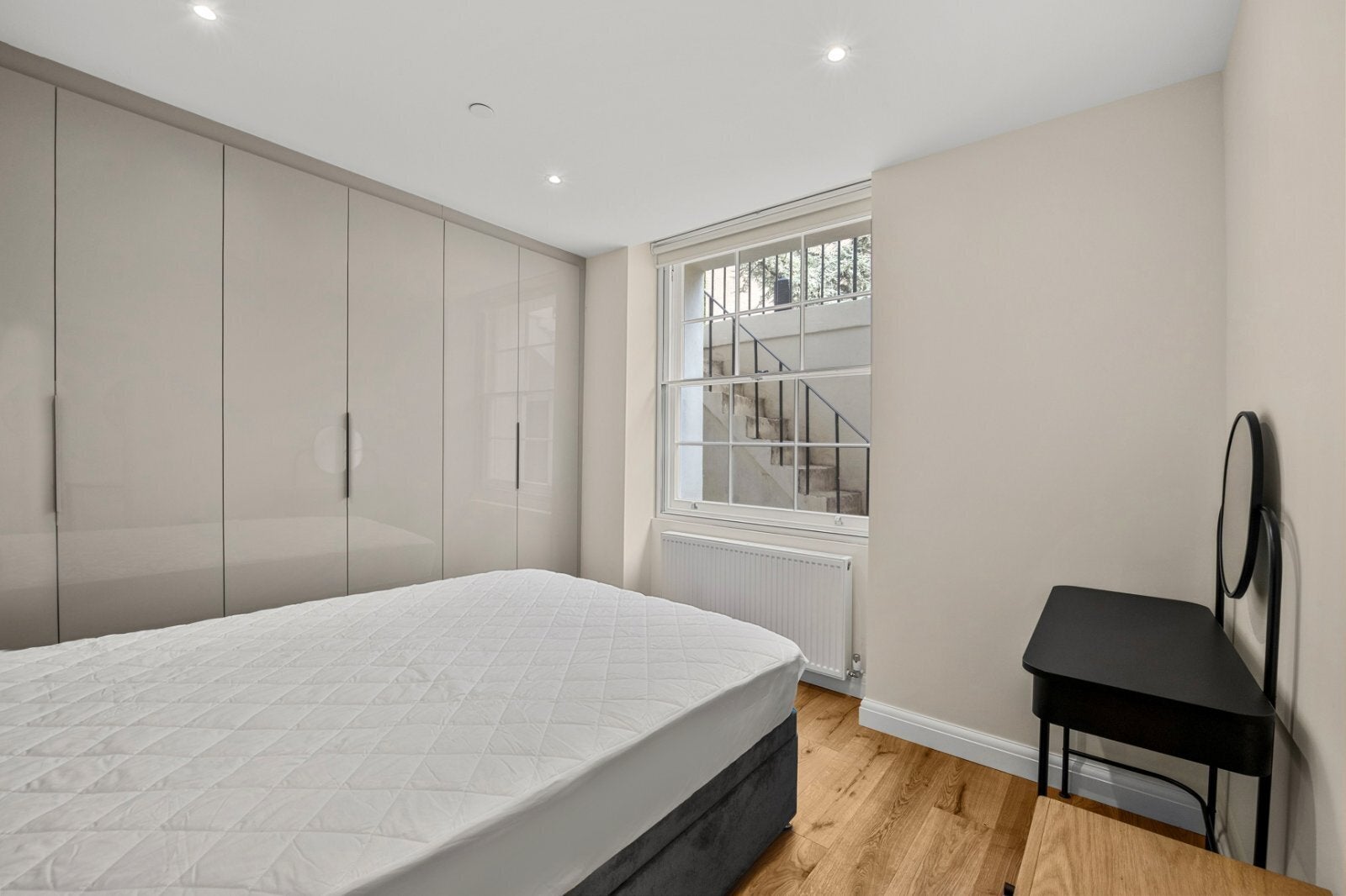 Flat Titchborne Row in City of Westminster