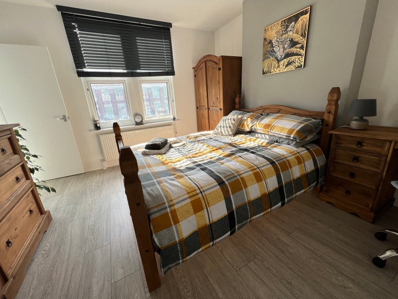 Room Hucknall Road in Nottingham