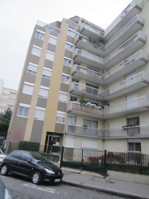 Flat Place des Tirailleurs Sénégalais in Paris