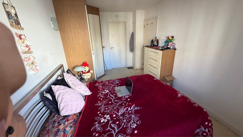 Room West Parkside in Greater London