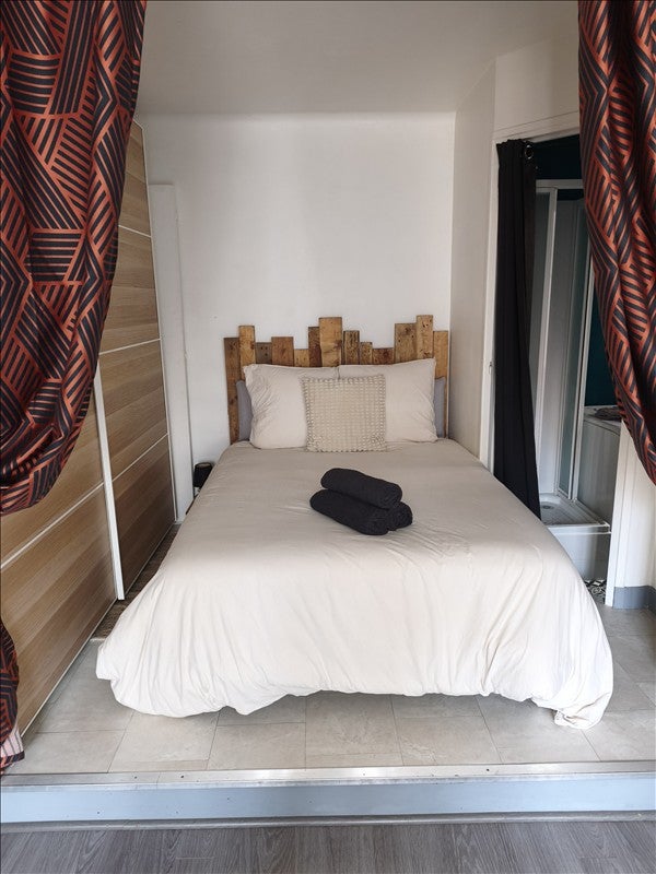 Flat Rue du Docteur Lucas Championnière in Paris