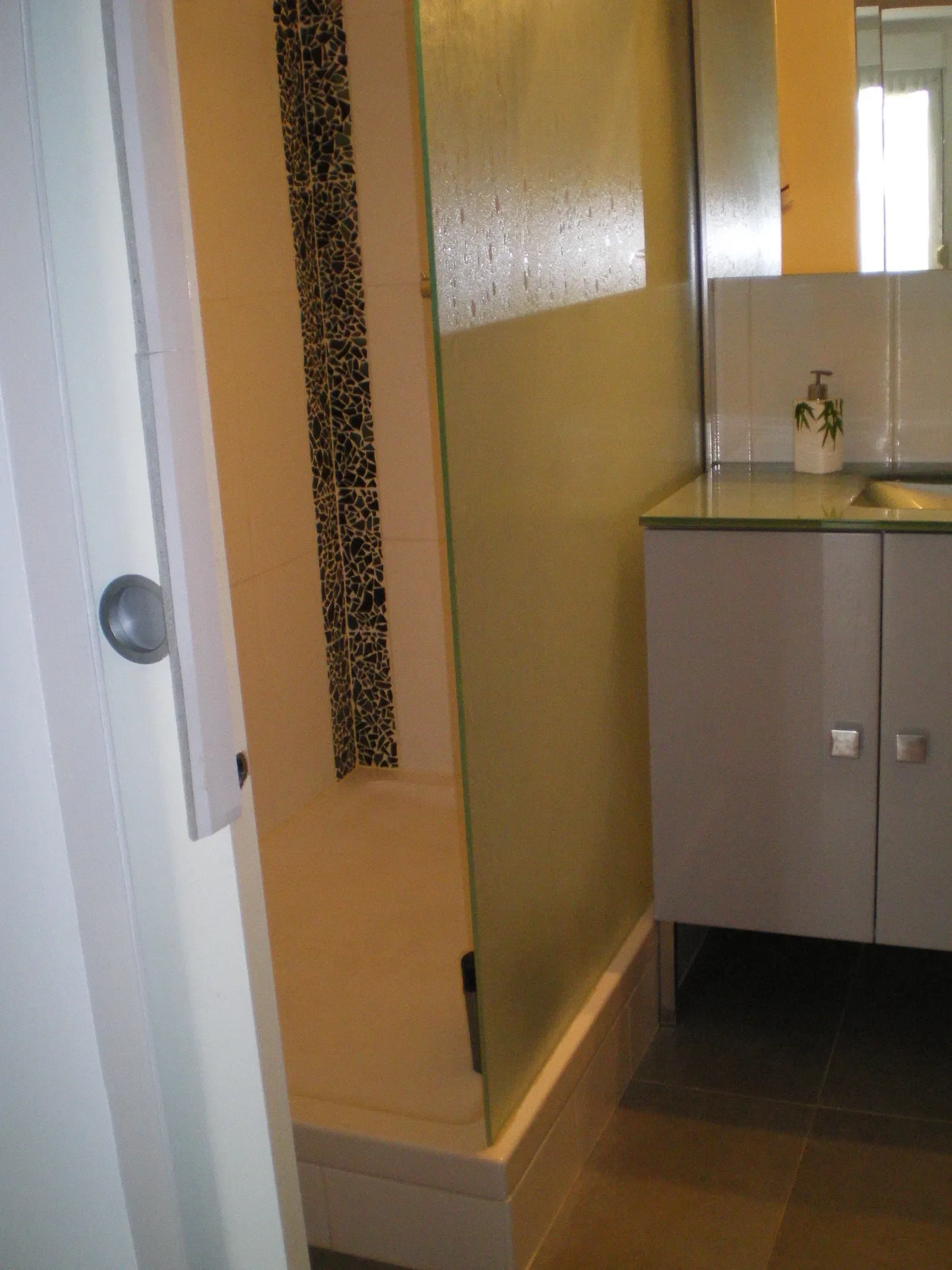 Chambre Rue Jules Romains à Montigny-le-Bretonneux