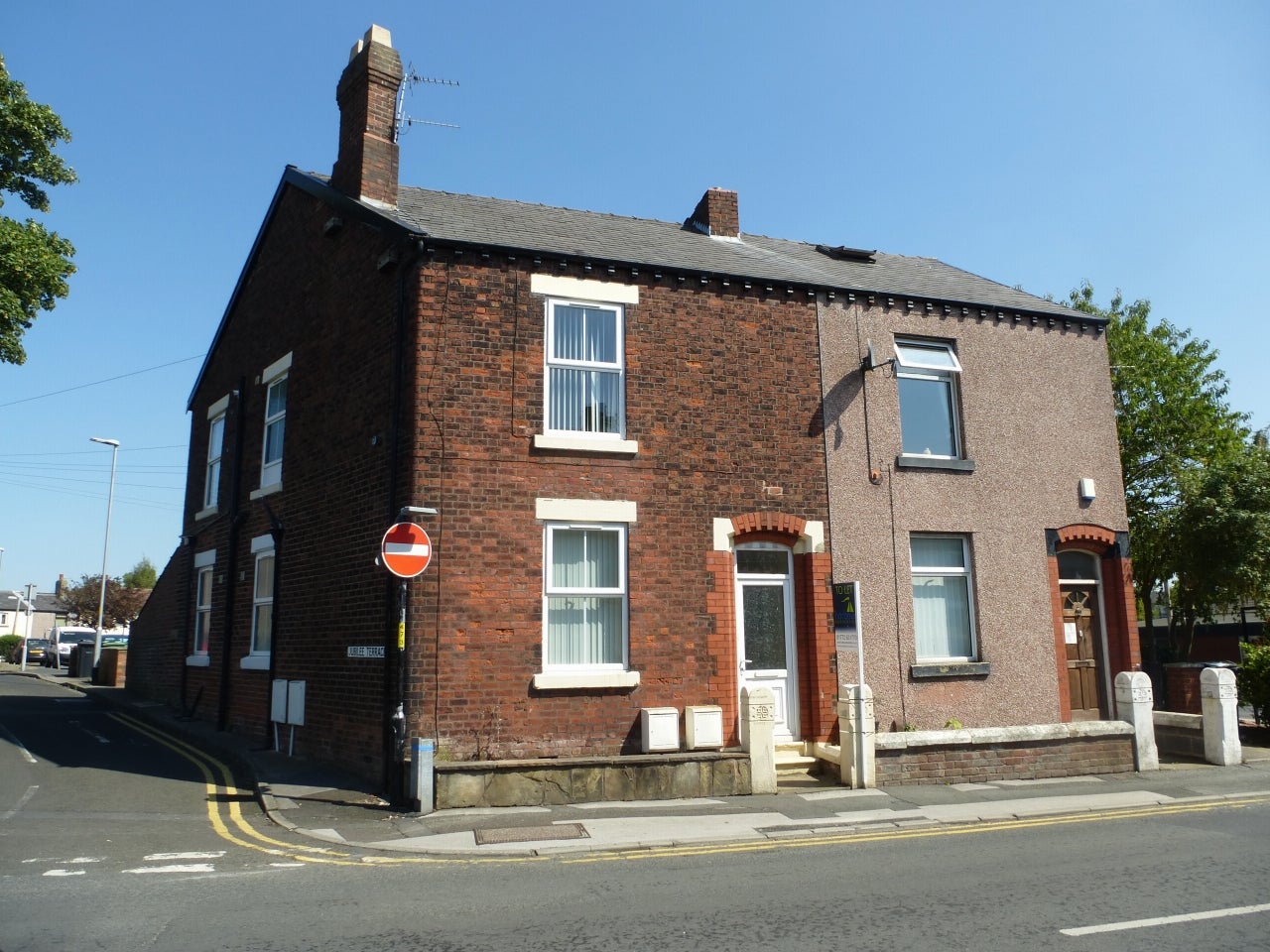 Flat Preston Old Road in Borough of Fylde