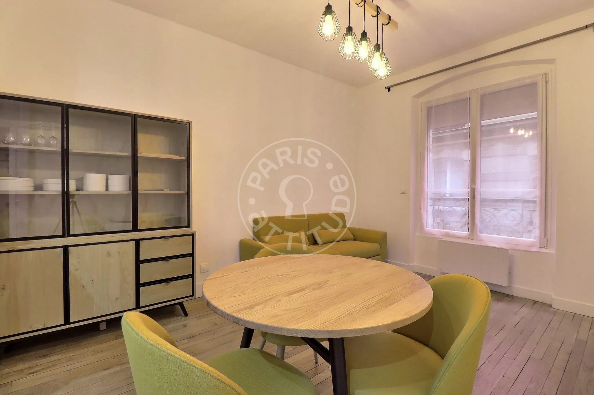 Appartement Rue Taine à Paris