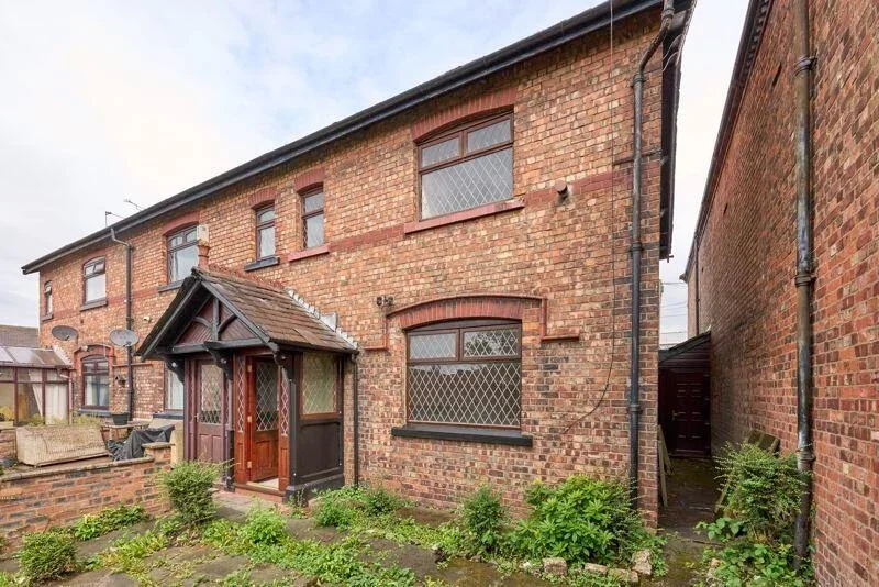 House Pottery Road in Wigan