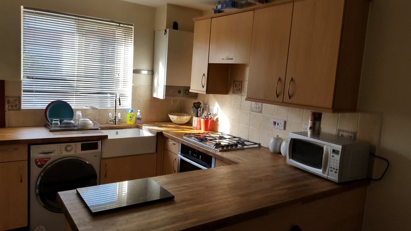 Room Everside Drive in Manchester