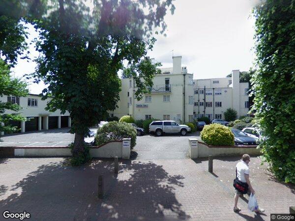 Flat Thurleigh Court in Greater London