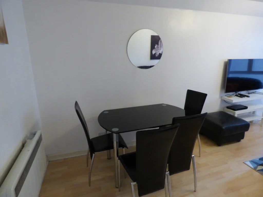 Flat Lochrin Place in City of Edinburgh