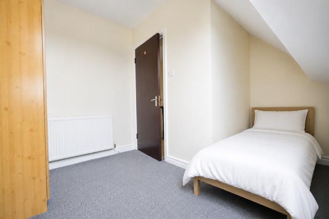 Flat Addison Close in Newcastle upon Tyne