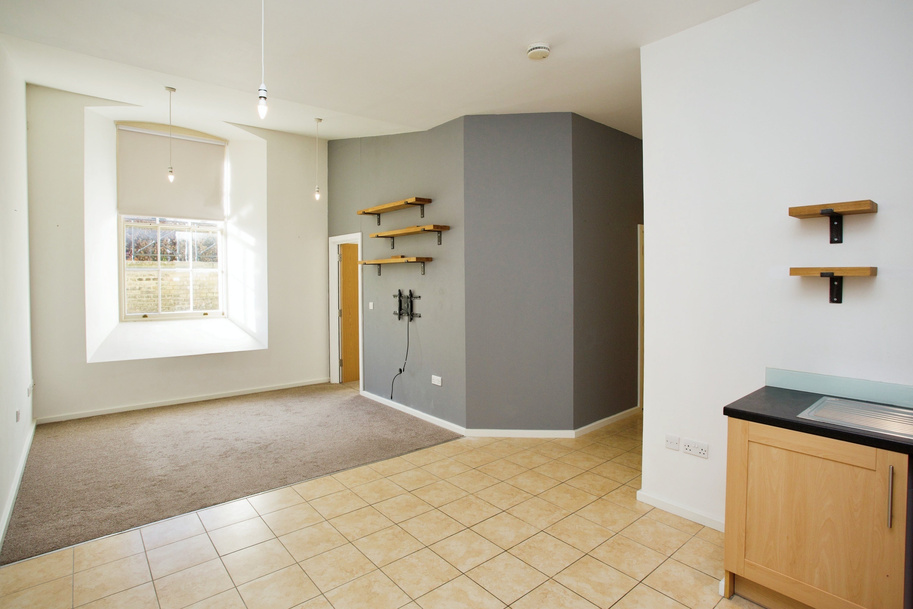 Flat Pavilions Way in Gosport