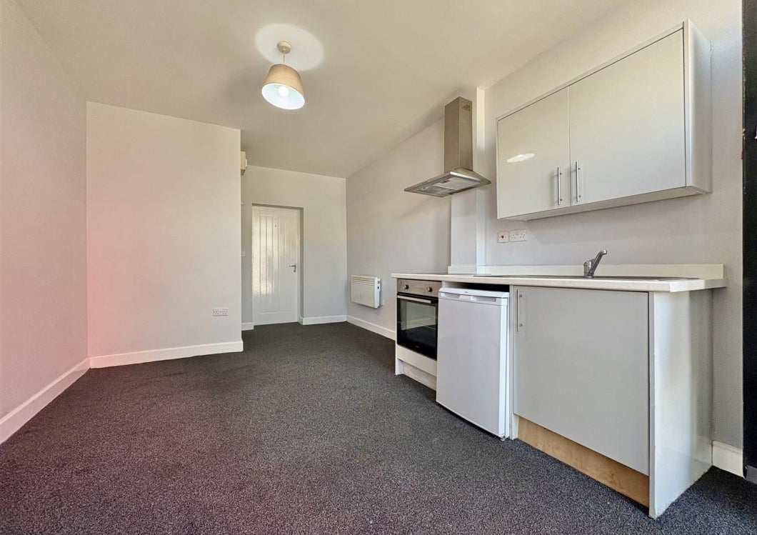 Room Bond Street in Wolverhampton