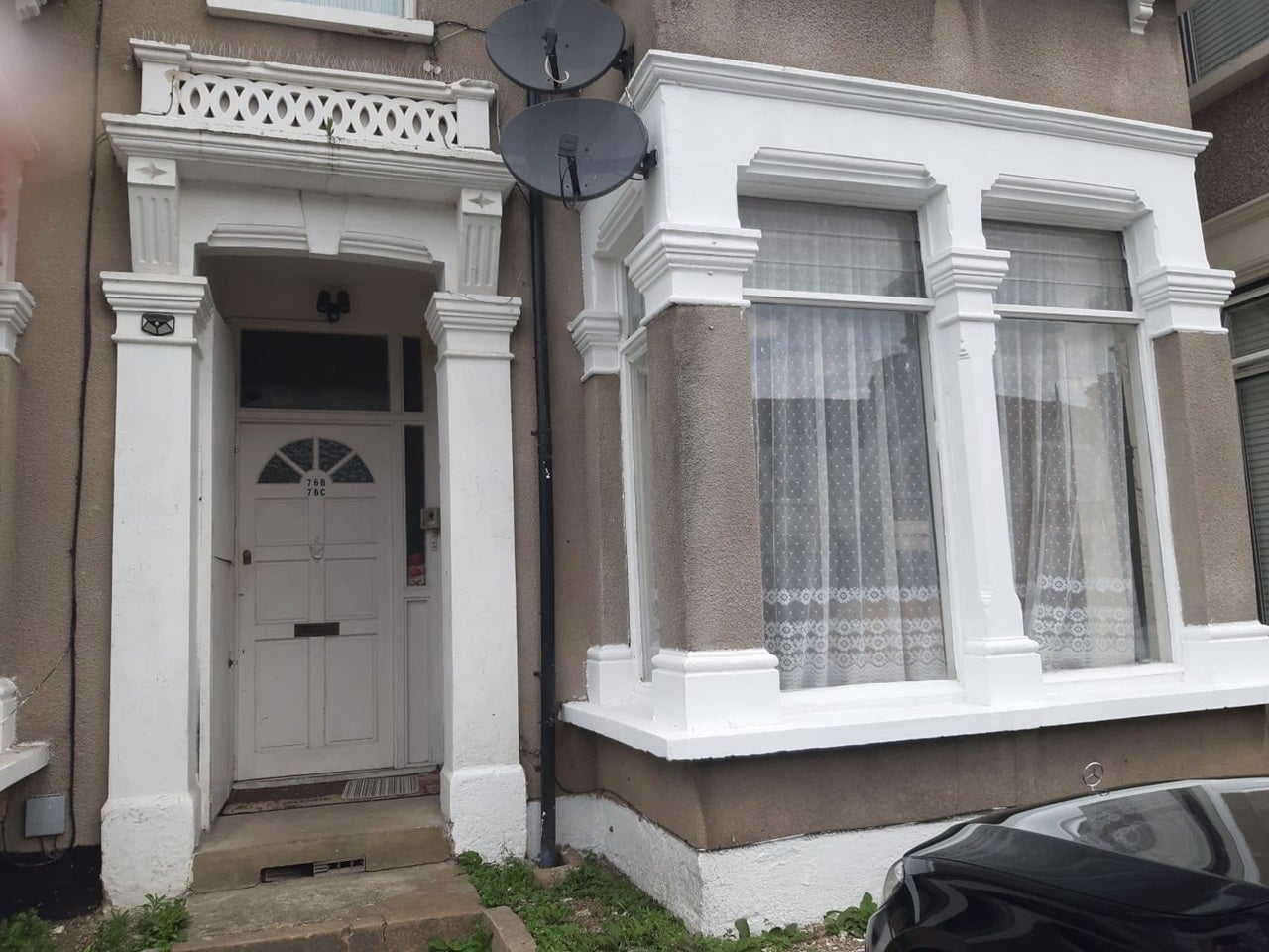 Flat Mayfair Avenue in Greater London