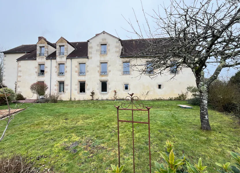 House N 12 in Lonrai