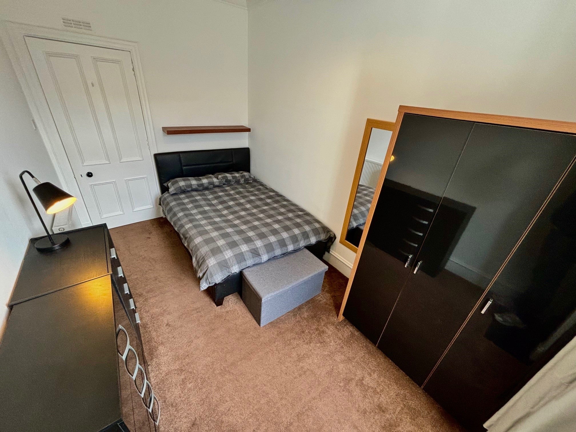Flat Mid Stocket Road in Aberdeen City