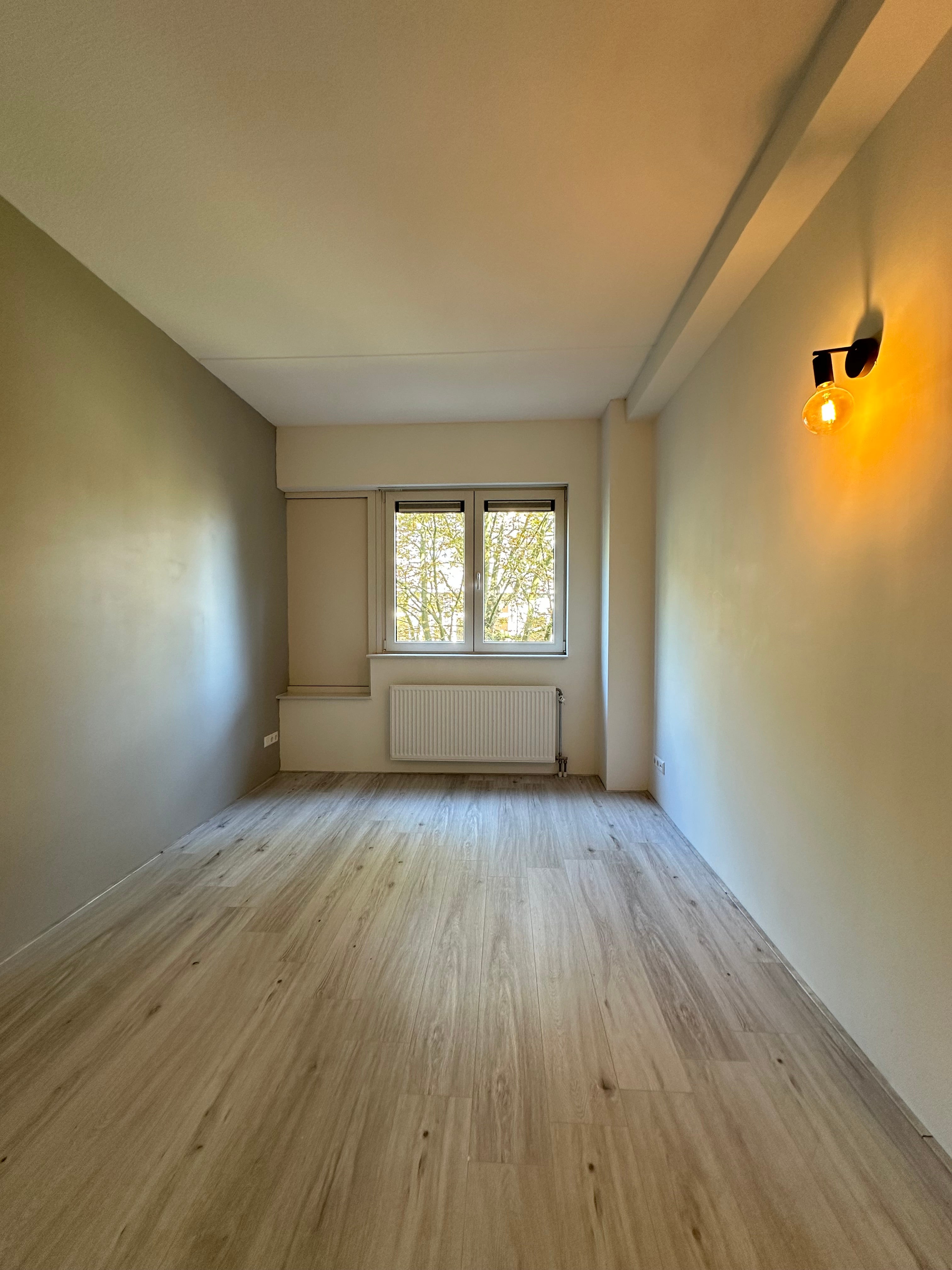 Appartement te huur: Koningin Sophiestraat 196, 'S-Gravenhage