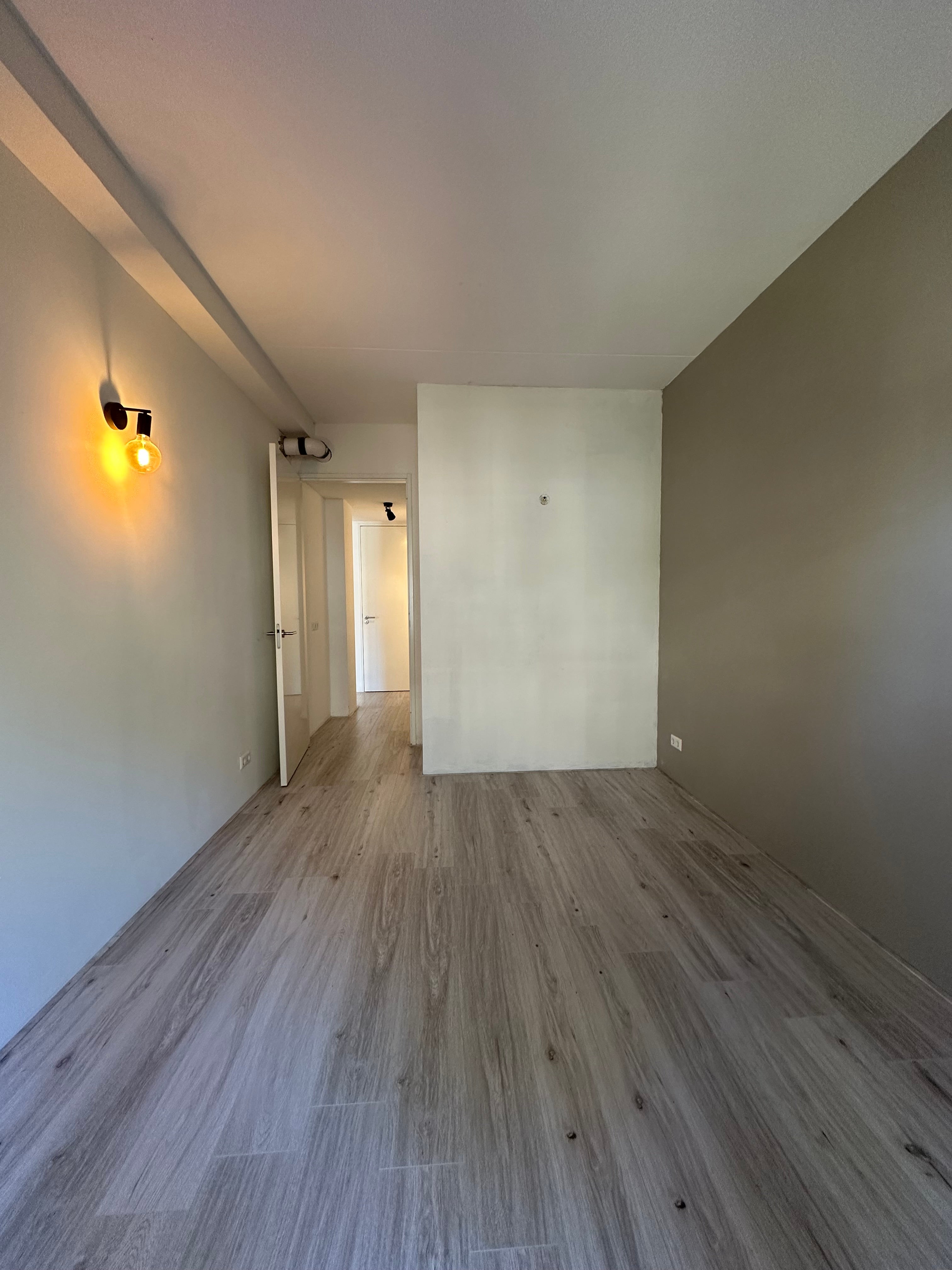 Appartement te huur: Koningin Sophiestraat 196, 'S-Gravenhage