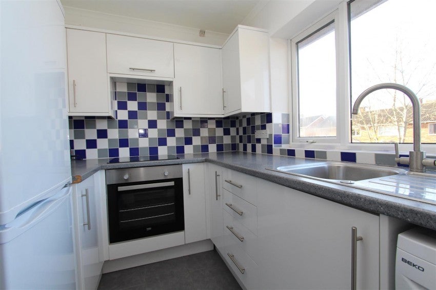 Flat Reynolds Close in Keynsham