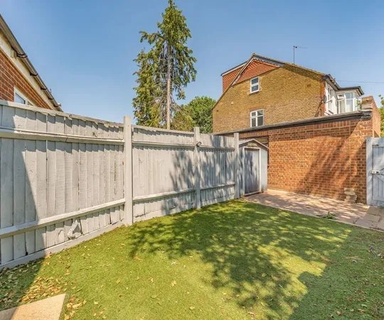 House Manor Grove in Greater London