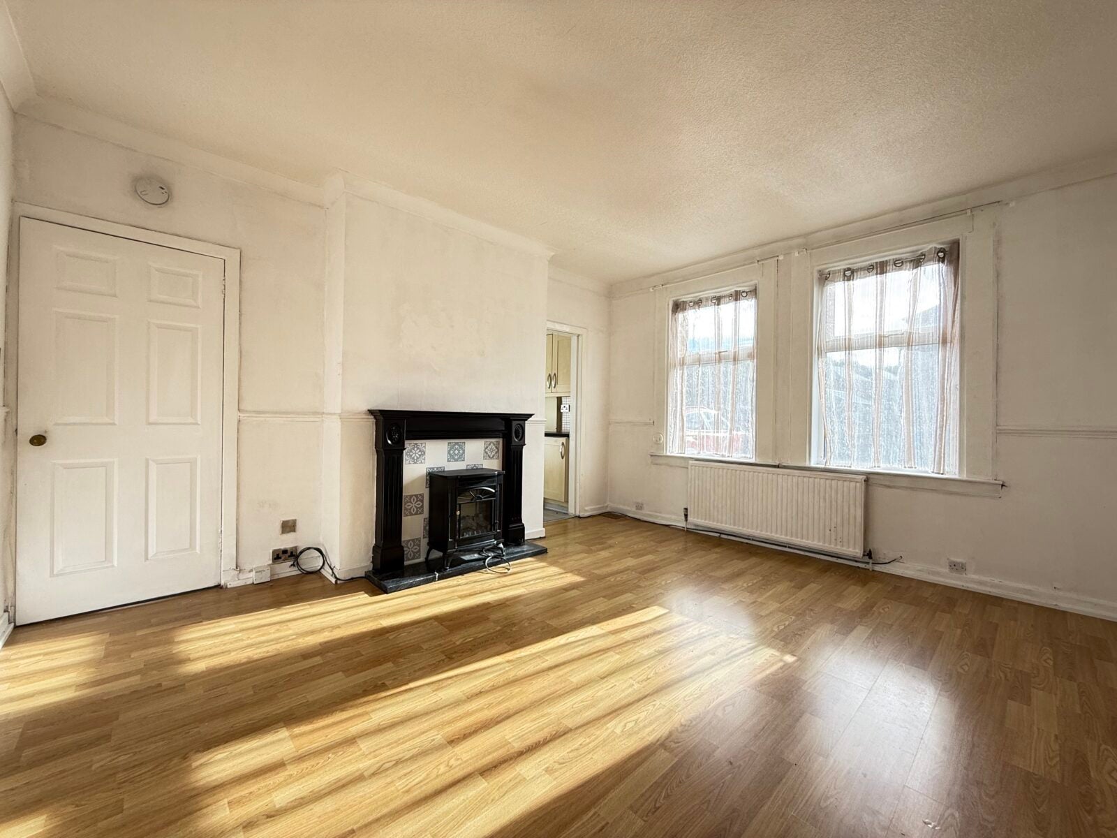 Flat Mansfield Avenue in Newtongrange