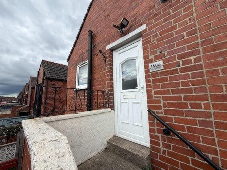 Flat Vickers Street in Wakefield